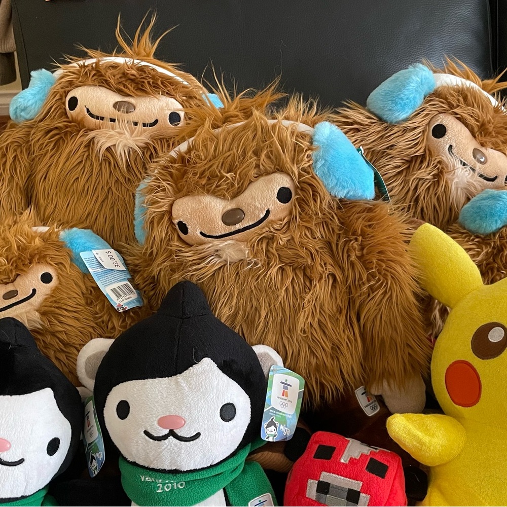Plushie Teddy Bear Olympics Mascot, Minecraft, Pokémon Pikachu Bundle - Picture 5 of 5